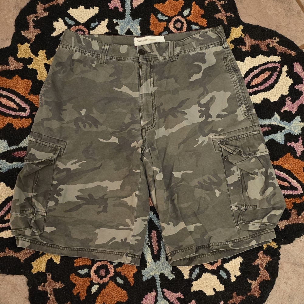 🔥🔥 Perry Ellis Men's Olive Camo Cargo Shorts🔥🔥 Size 32 Camocargo